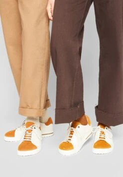 Birkenstock Bend Low Decon Pop Lena- Zapatillas - Off-White/Tan 12 Birkenstock Bend Low Decon Pop Lena- Zapatillas - Off-White/Tan -Birkenstock Ventas 2025 09c557e2650f4ce98818d2275a37a078