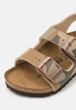 Birkenstock Milano Geometric Core Unisex - Sandalias - Desert Soil -Birkenstock Ventas 2025 709b50fafb484770a4c6fd1044db1bfa