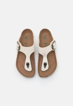 Birkenstock Gizeh Regular - Sandalias Planas - Eggshell 11 Birkenstock Gizeh Regular - Sandalias Planas - Eggshell -Birkenstock Ventas 2025 79a671269c3f44cb87a8ed08490f10cd