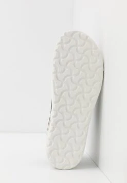 Birkenstock Bend - Zapatillas - Black 13 Birkenstock Bend - Zapatillas - Black -Birkenstock Ventas 2025 7ed88b34dd904dc9a715bd6a94314eee