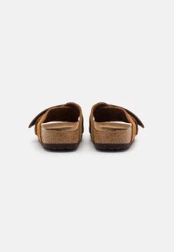 Birkenstock Kyoto Vl/Nu Narrow - Pantuflas - Cognac 10 Birkenstock Kyoto Vl/Nu Narrow - Pantuflas - Cognac -Birkenstock Ventas 2025 89287e30b28144d69fae290e640b42d3