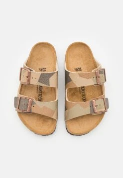 Birkenstock Arizona Geometric Unisex - Sandalias Planas - Desert Soil/Khaki 9 Birkenstock Arizona Geometric Unisex - Sandalias Planas - Desert Soil/Khaki -Birkenstock Ventas 2025 8dc4713033ec4e4ca21bda03e283f116