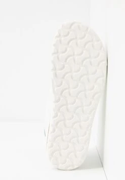 Birkenstock Bend - Zapatillas - White 13 Birkenstock Bend - Zapatillas - White -Birkenstock Ventas 2025 c91179eb13994167aedb231cd6cb5d04