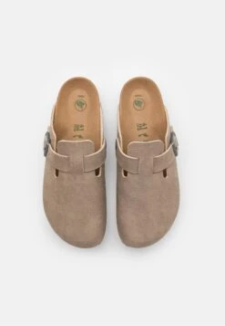 Birkenstock Boston Narrow Fit - Zuecos - Desert Dust/Gray Taupe -Birkenstock Ventas 2025 e974c652a7104742b964ab5490457c2f