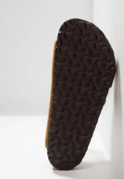 Birkenstock Arizona Soft Footbed Unisex - Pantuflas - Tan 10 Birkenstock Arizona Soft Footbed Unisex - Pantuflas - Tan -Birkenstock Ventas 2025 eac141274cd146e1b5e6c1fc33a3ef76