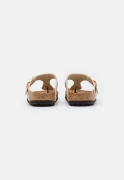 Birkenstock Gizeh Narrow - Sandalias De Dedo - Gold 9 Birkenstock Gizeh Narrow - Sandalias De Dedo - Gold -Birkenstock Ventas 2025 f9e4bc80ddad43a8a0608d852b6242c2